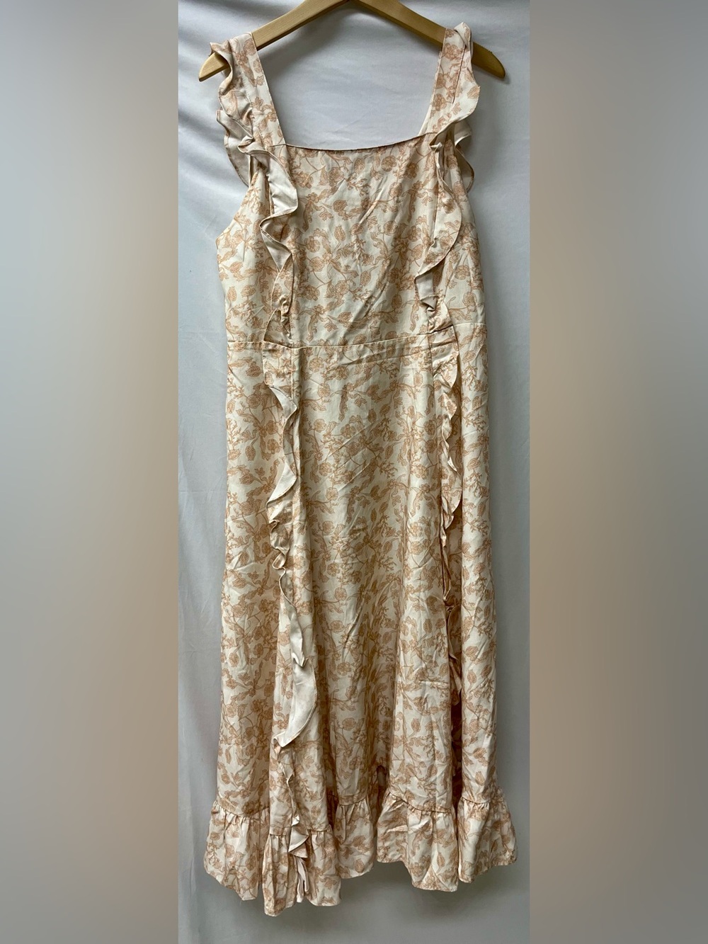 Brand New-SANCIA Cream Lilah Floral -The Bijou Dress